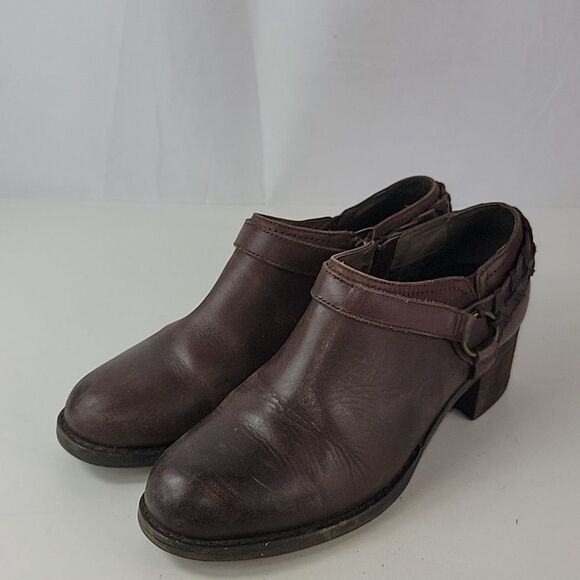 Tara M Ginnie Brown Leather Western O-Ring Ankle Boots - Picture 7 of 15